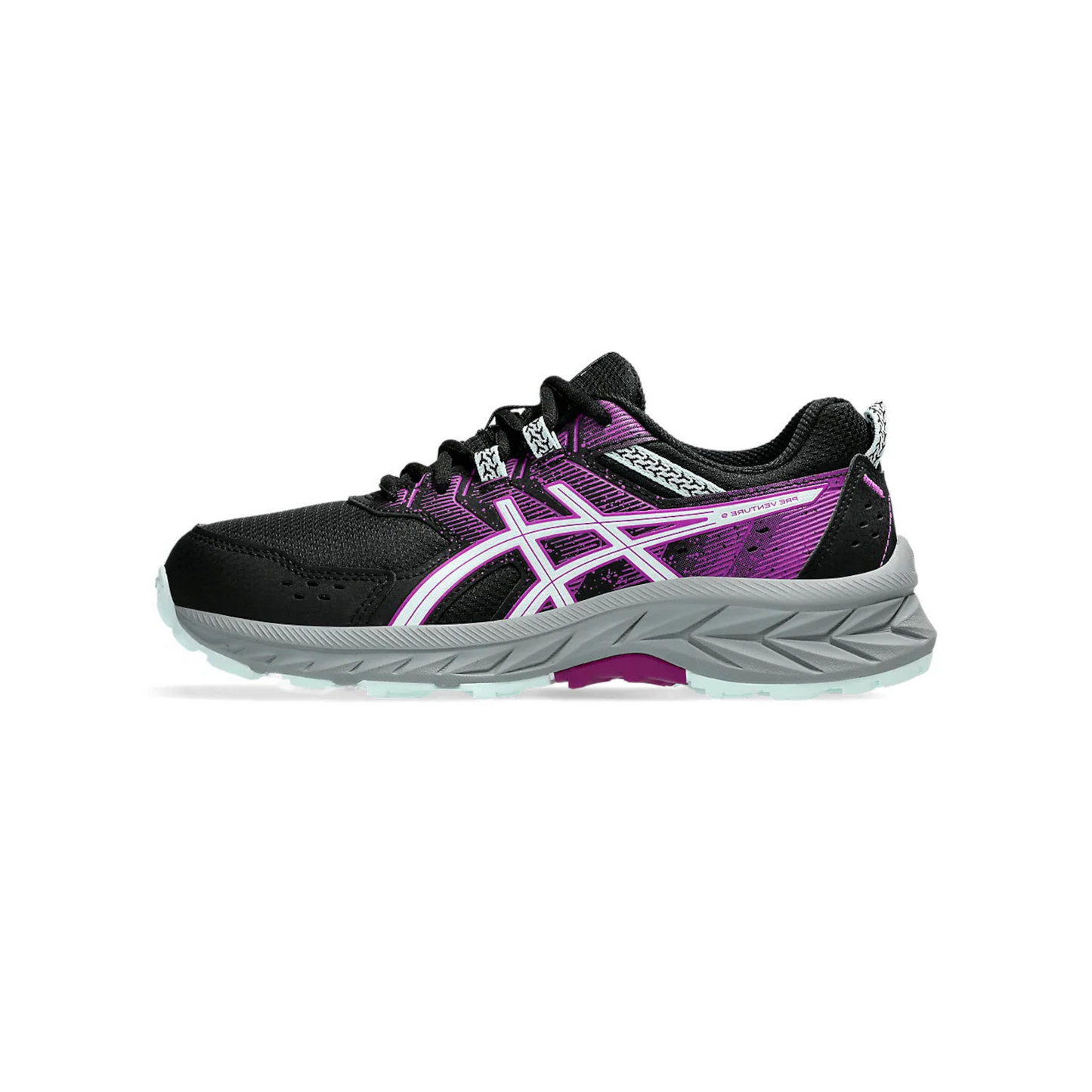 Kids Asics sports shoe with laces